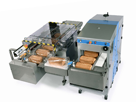 Halvautomatisk förpackningslösning från Daub hos Lundpac – kompakt system med påsblåsare, transportör och förslutare för skivade limpor i mindre volymer.